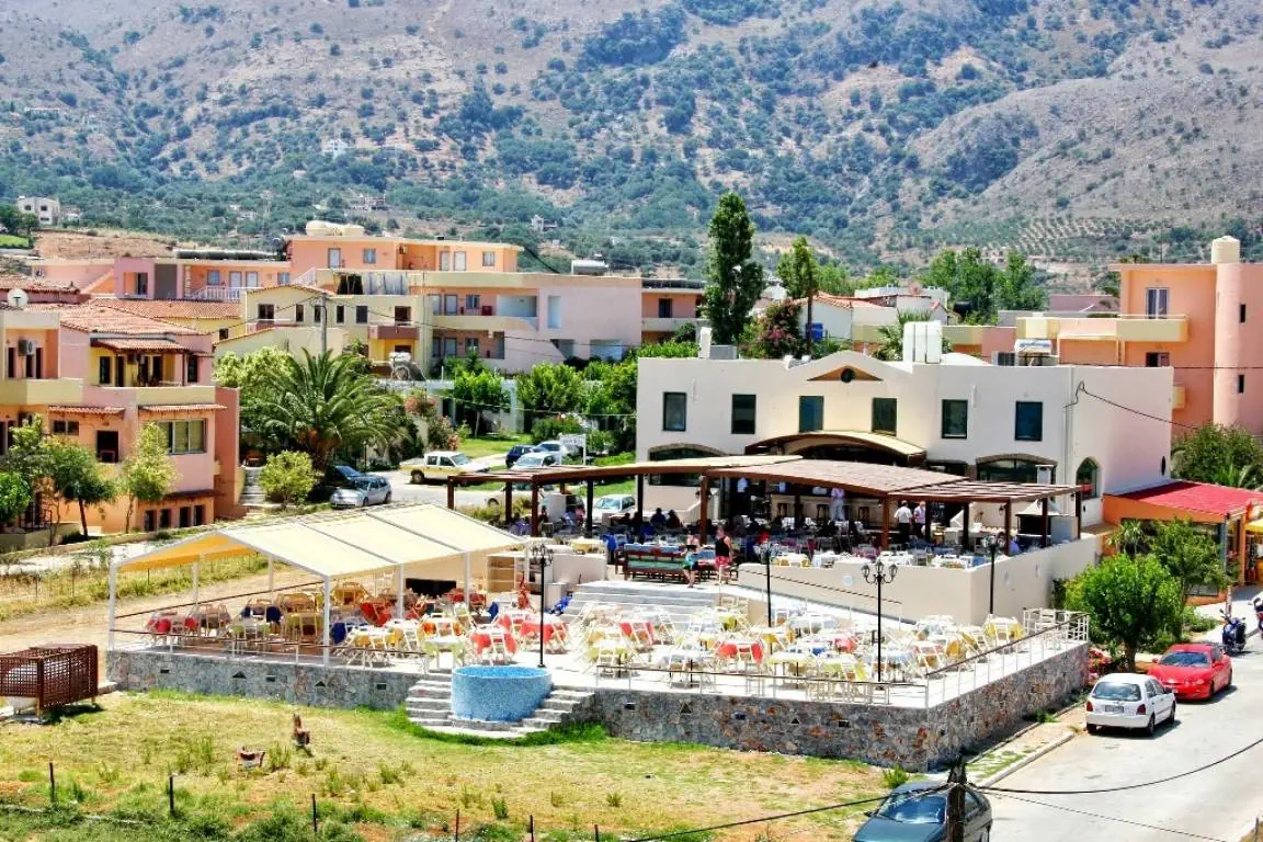 FERENIKI HOTEL