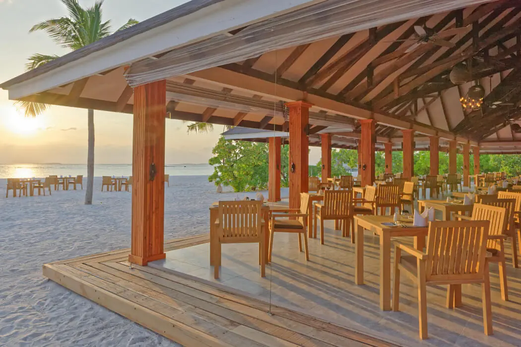 BRENNIA KOTTEFARU MALDIVES