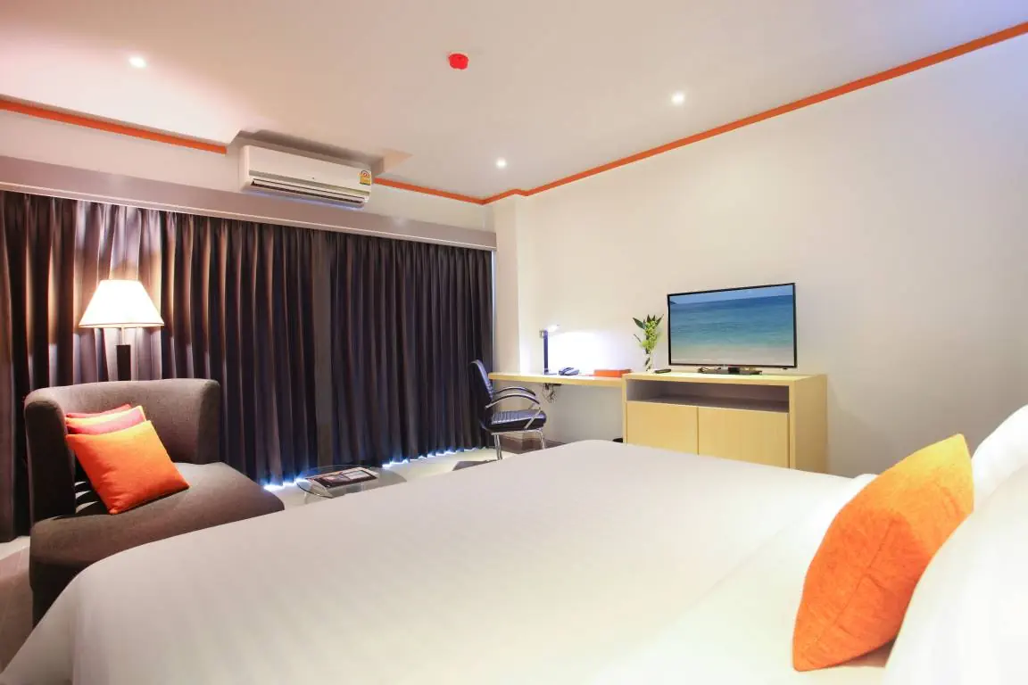 CHABANA KAMALA HOTEL