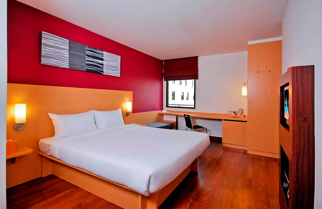 IBIS BANGKOK SUKHUMVIT 4 (ex. IBIS BANGKOK NANA)